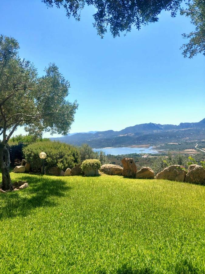 Stazzu Barecca B&B Cugnana Verde Экстерьер фото